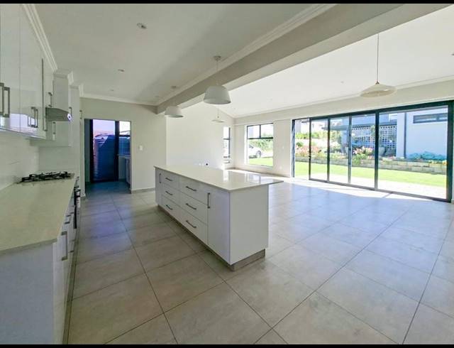 3 BEDROOM PROPERTY TO RENT IN KRAAIBOSCH PARK